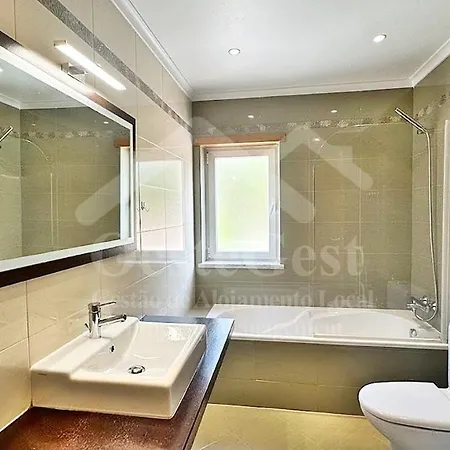 Santa Efigenia * Lourinha (Lisbon)