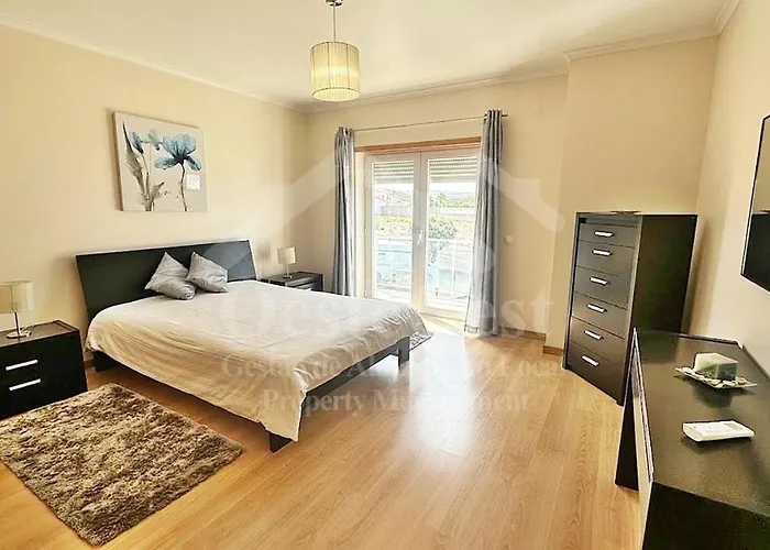 Santa Efigenia * Lourinhã